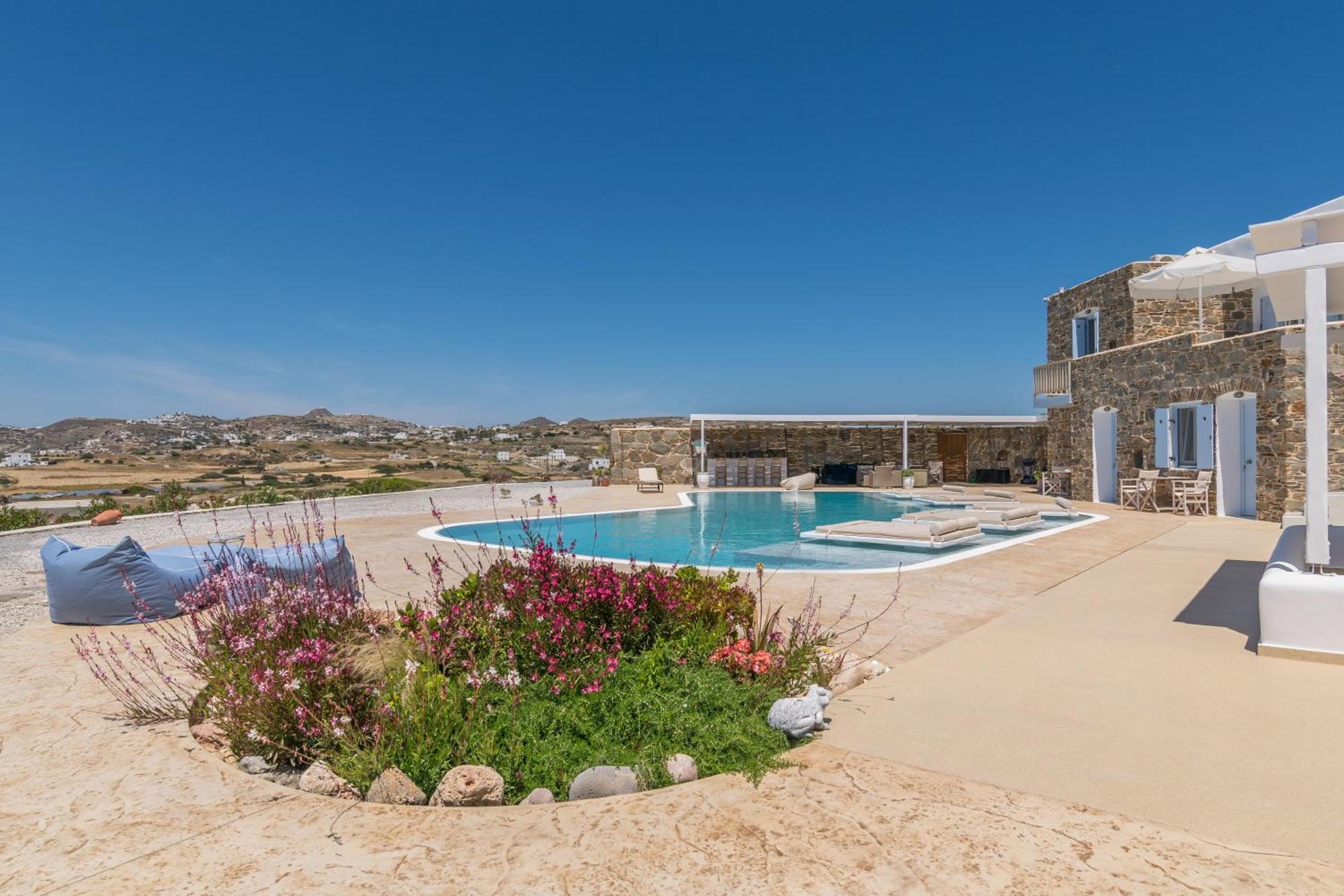 Blu Suites And Studios Adamantas  Exterior foto